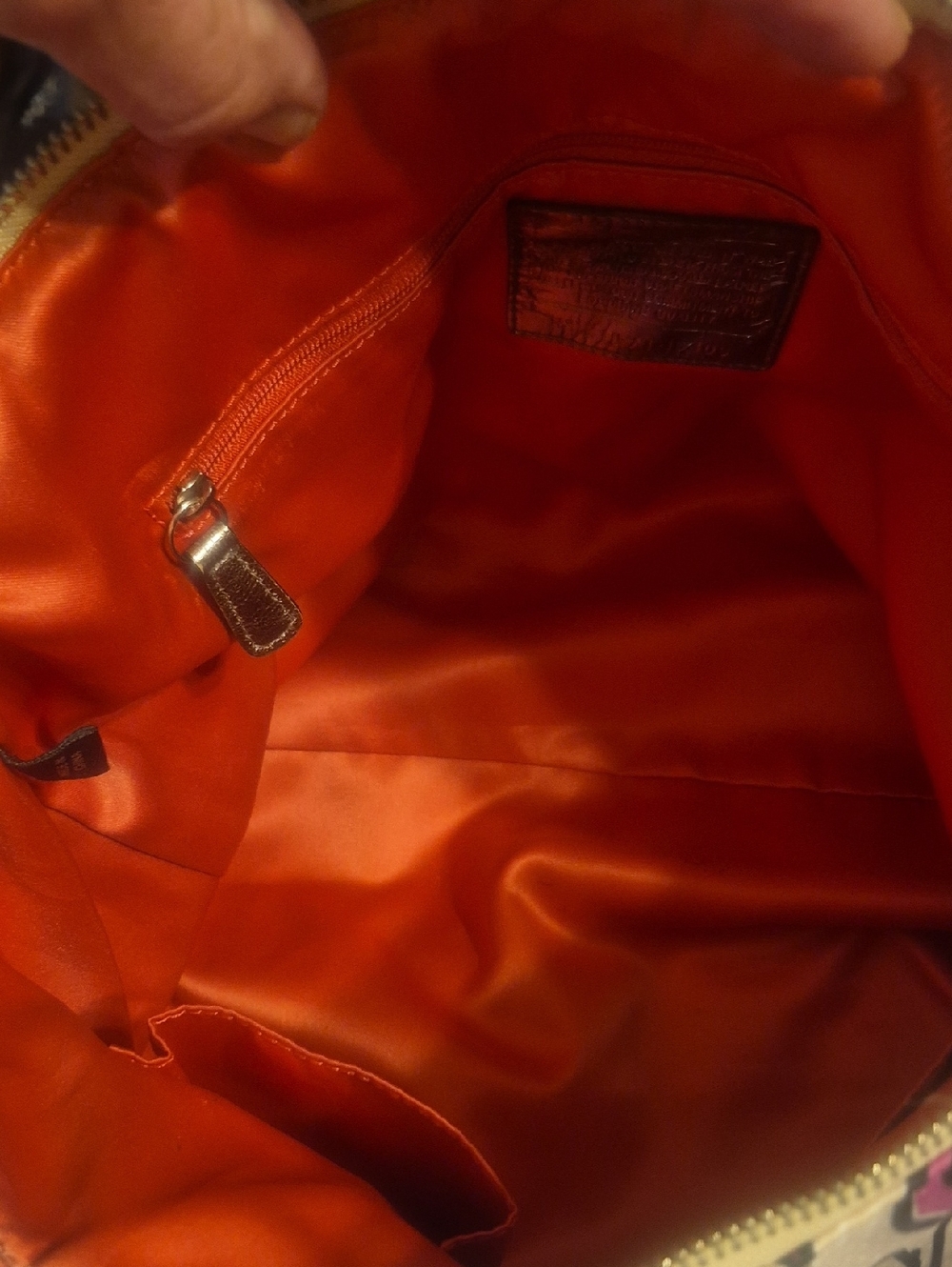 Coach Poppy Tote - Picture 11 of 13